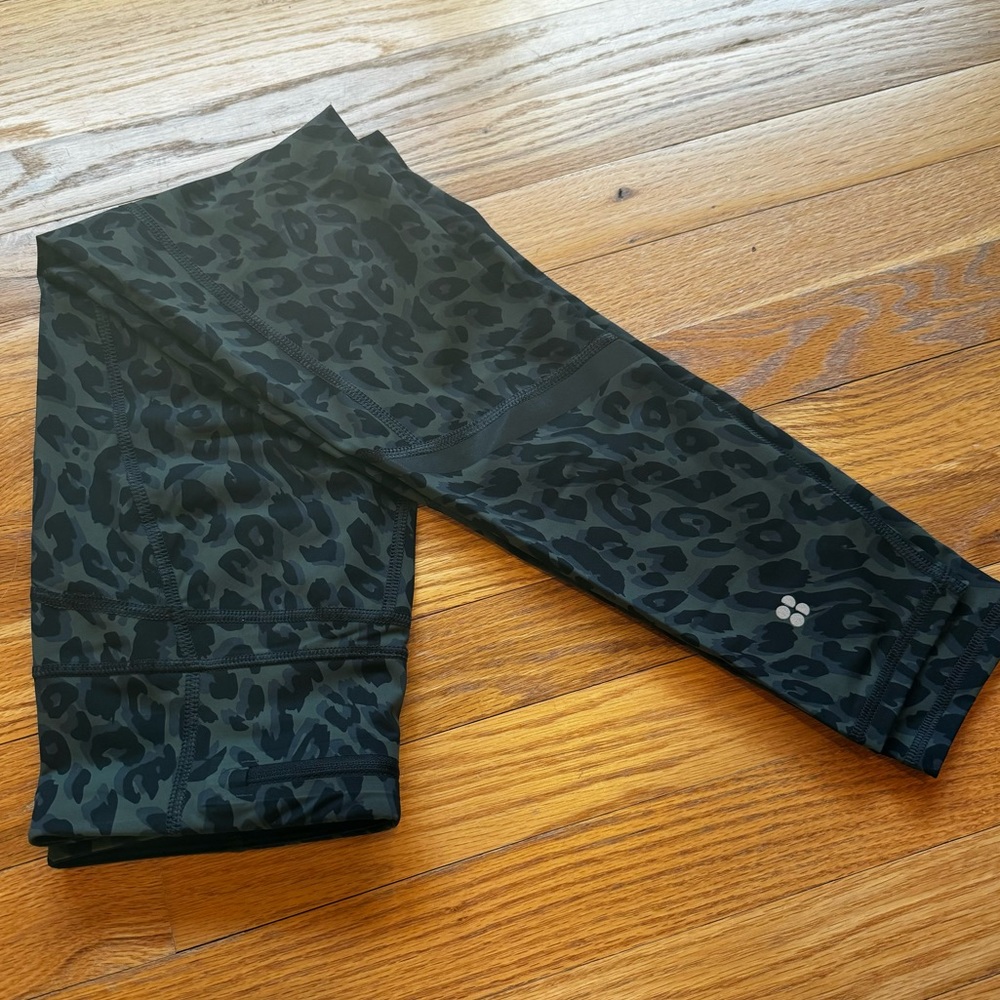Sweaty Betty Zero Gravity Leopard Legging